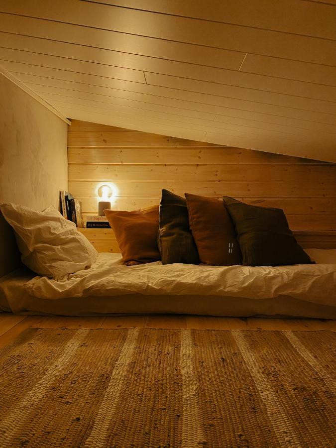 Field View Cabin Örebro Extérieur photo